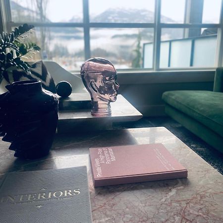 Mountain Serenity Meets Luxury Squamish Exterior foto
